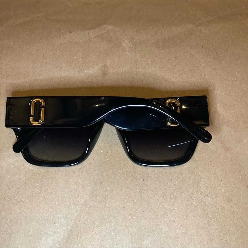 Marc jacobs sunglasses 646S